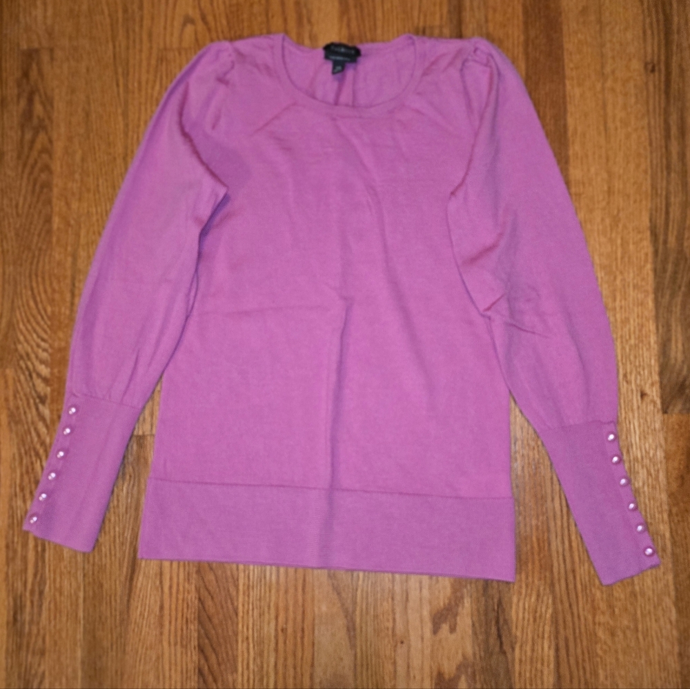 Talbots | Long slightly puff sleeve with pink pearl